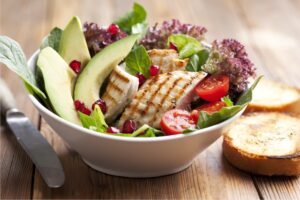 Ensalada de Pollo y Aguacate