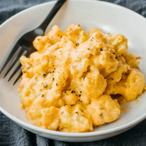 “Mac” & Cheese de Coliflor Keto