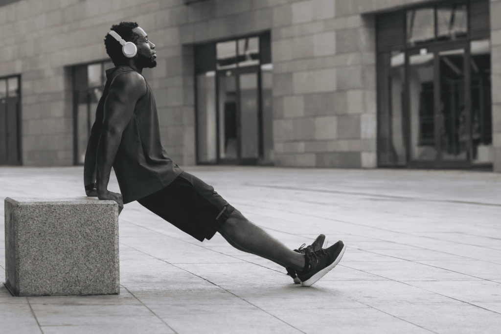 13 Ejercicios Con tu Propio Peso Para Volver a lo Esencial