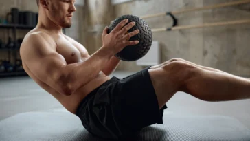7 Ejercicios Para un Core Fuerte que no Dependen de Hacer Mil Abdominales
