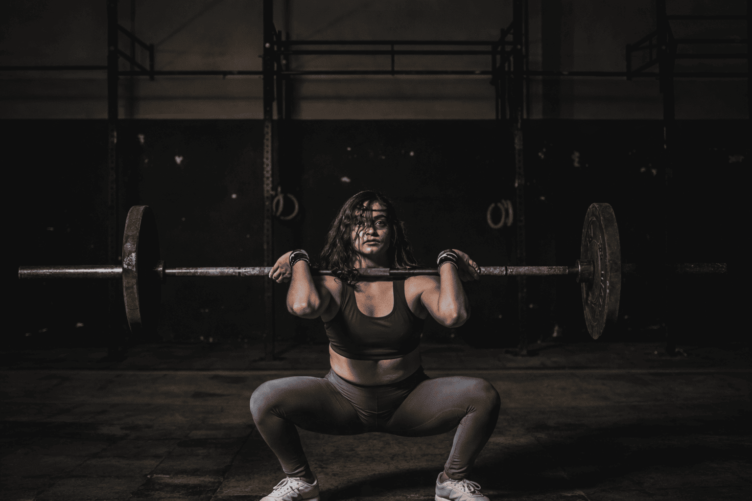 8 Mitos del Gimnasio que Siguen Vivos (porque suenan lógicos)